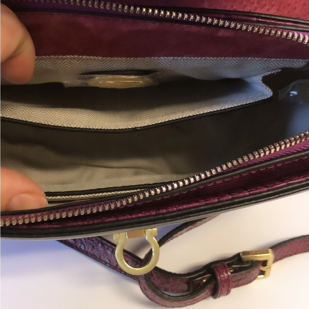 Pifuren Croc Embossed Plum Leather Saddle Crossbody Satchel - Picture 7 of 10